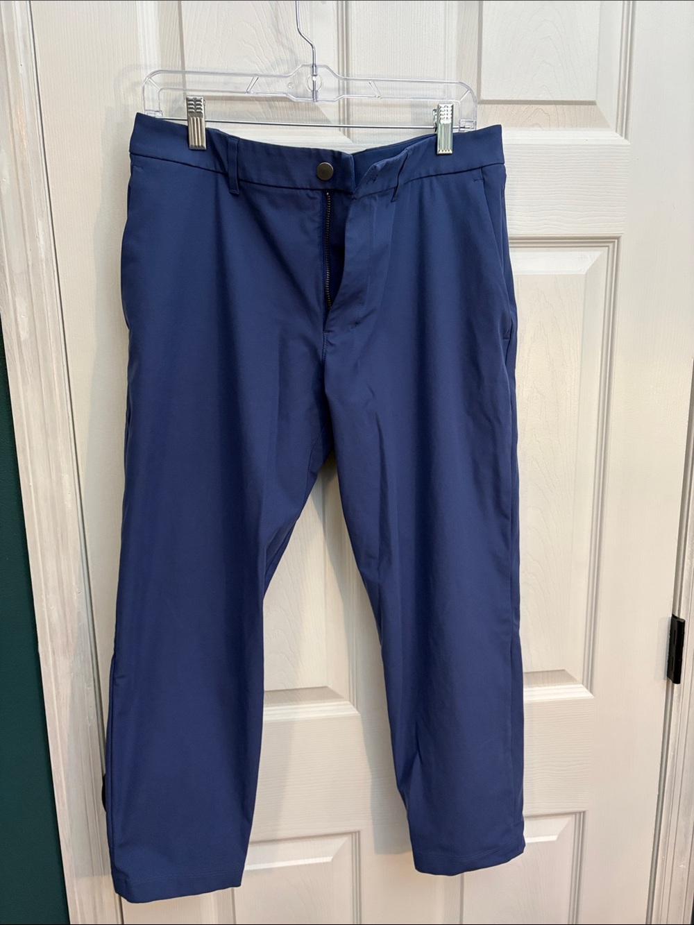 lululemon athletica Men's Stretch Chinos in Navy Blue